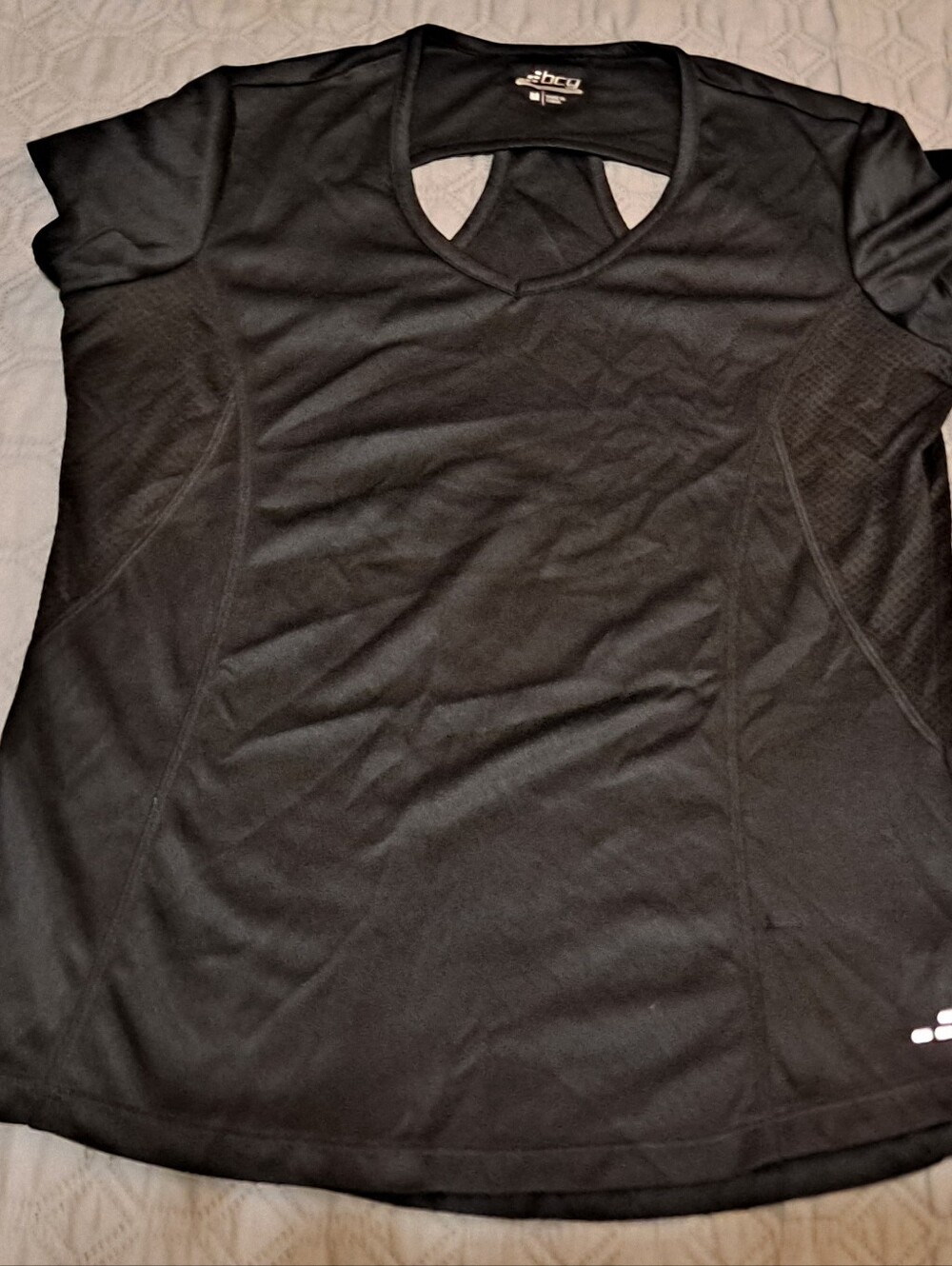 BCG Women’s Active Tee - Short Sleeve V-Neck Black Sz M